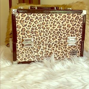 Makeup organizer Train Case 💄💋